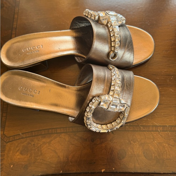 Gucci slides size 37 like new - Picture 4 of 4